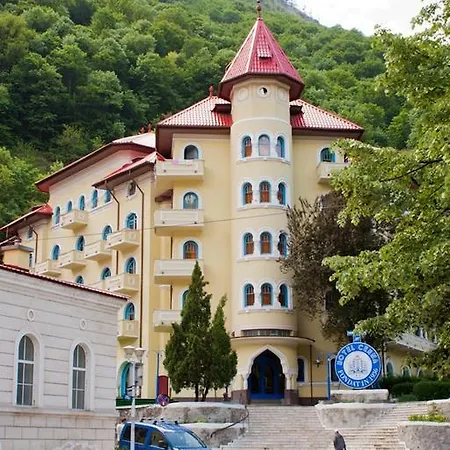 Cerna Hotel